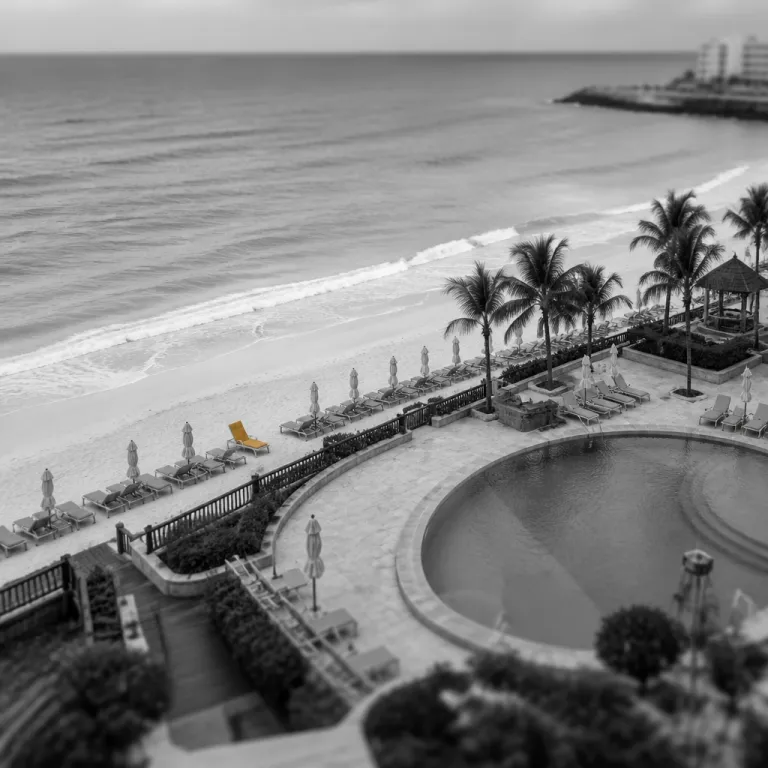 September in Cancun: Lower Rates, Fewer Crowds, and the Same Caribbean Blue